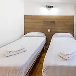 Grifeu 15 - Pequeno Con Patio Apartment