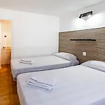Apartment Grifeu 15 - Pequeno Con Patio *