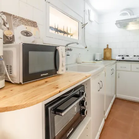 Grifeu 15 - Pequeno Con Patio