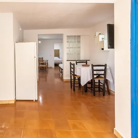 Grifeu 15 - Pequeno Con Patio Διαμέρισμα Χιρόνα