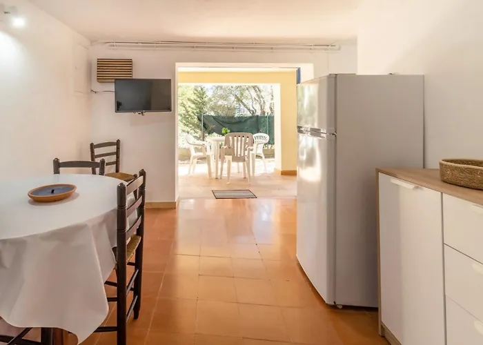 Grifeu 15 - Pequeno Con Patio