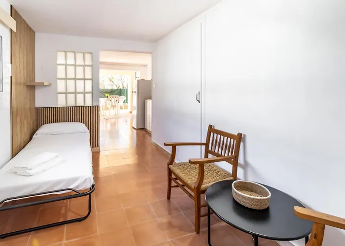 Grifeu 15 - Pequeno Con Patio